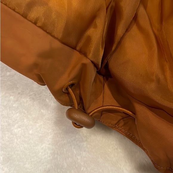 Urban Outfitters UO Izzy Hooded Ultra-cozy Puffer Jacket Color Beige - Picture 11 of 15